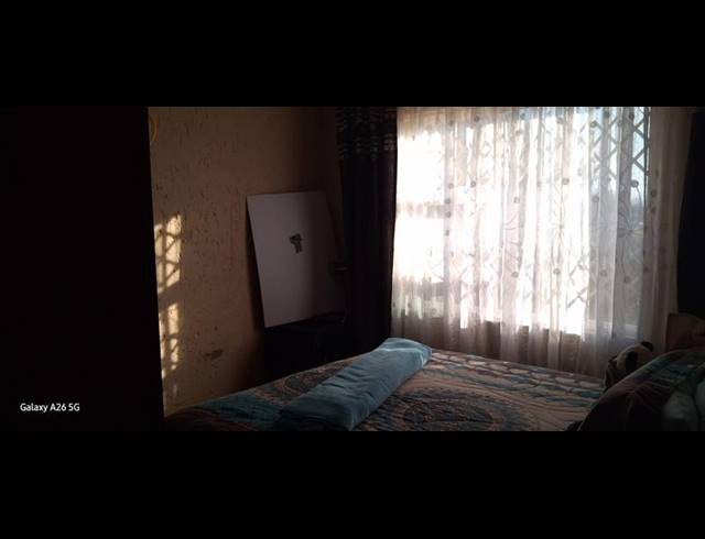 2 BEDROOM HOUSE FOR SALE IN PIMVILLE ZONE 6